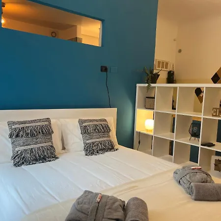 Regina Milano Ai Navigli - Sky Tv, Wifi And Breakfast Box-3
